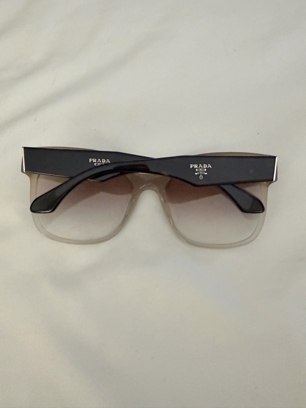 NWT* Prada Women’s Taupe Gradient Oversized Cat-Eye Sunglasses w/ Case - Picture 2 of 7